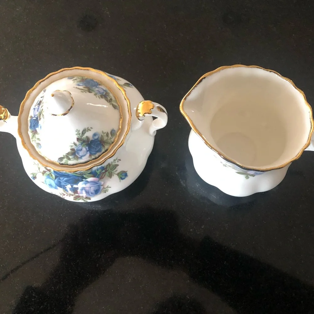 Royal Albert Moonlight Blue Bone China Sugar Bowl and Creamer Set with Gold Trim - Picture 10 of 11